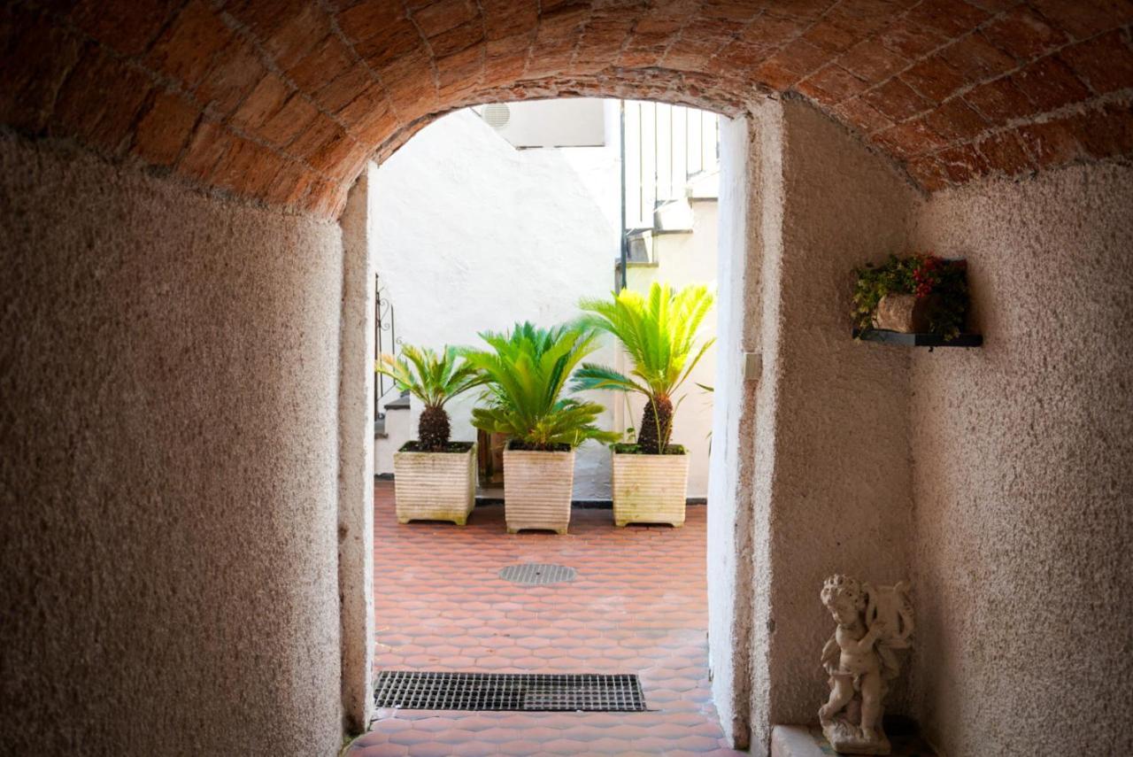 Monolocale A 50 Metri Dal Mare Apartman Celle Ligure Kültér fotó