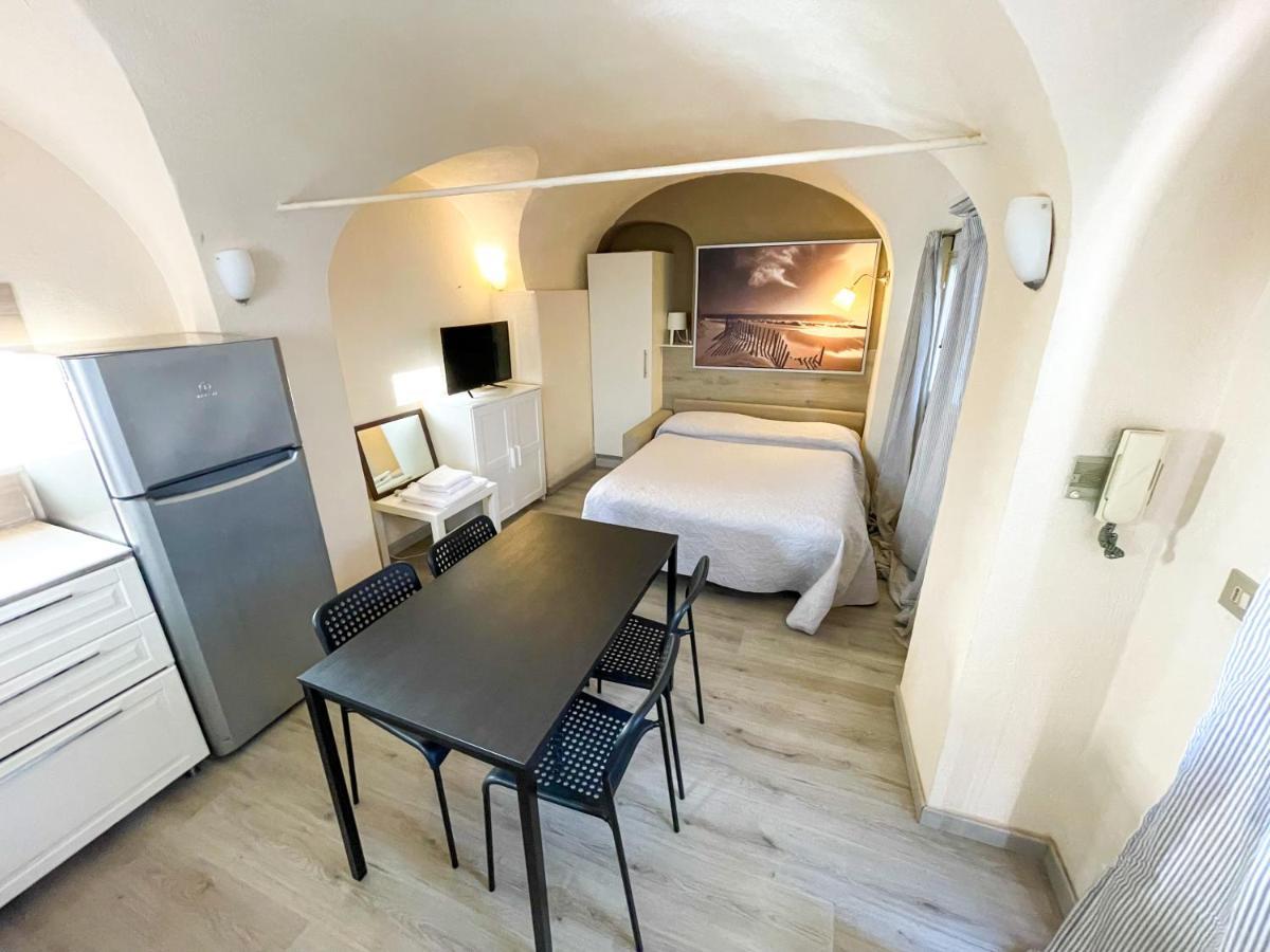 Monolocale A 50 Metri Dal Mare Apartman Celle Ligure Kültér fotó
