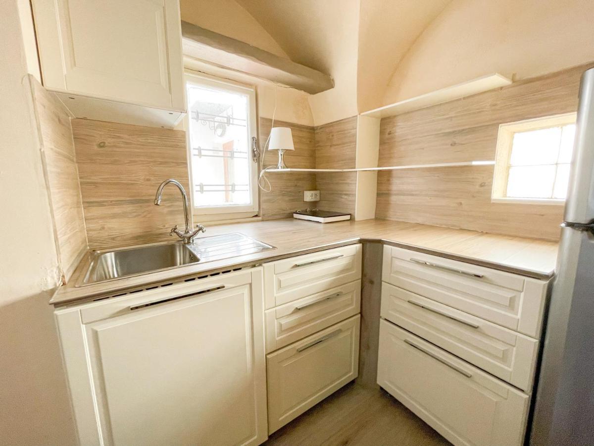 Monolocale A 50 Metri Dal Mare Apartman Celle Ligure Kültér fotó